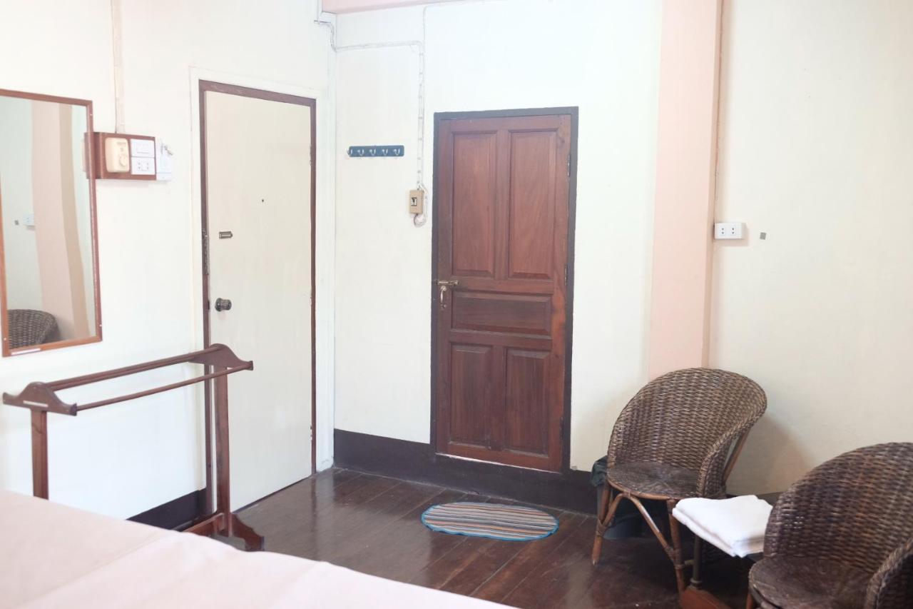 Manilath Guesthouse Бан Хоуейсай Стая снимка